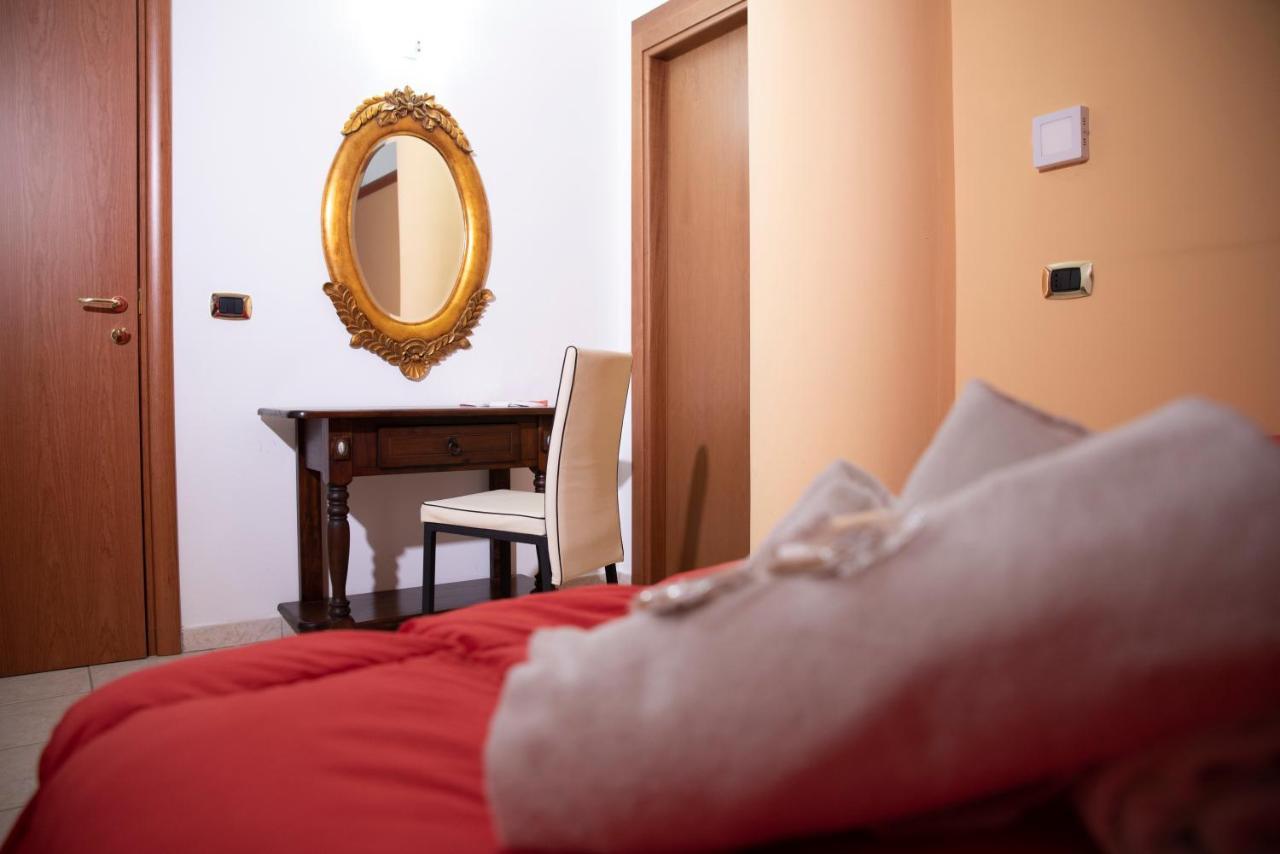 Carlo Five Bed and Breakfast Porto Empedocle Buitenkant foto